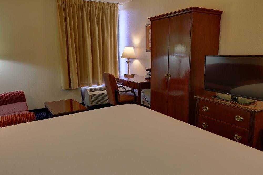 Surestay Plus Hotel By Best Western Chicago Lombard Dış mekan fotoğraf