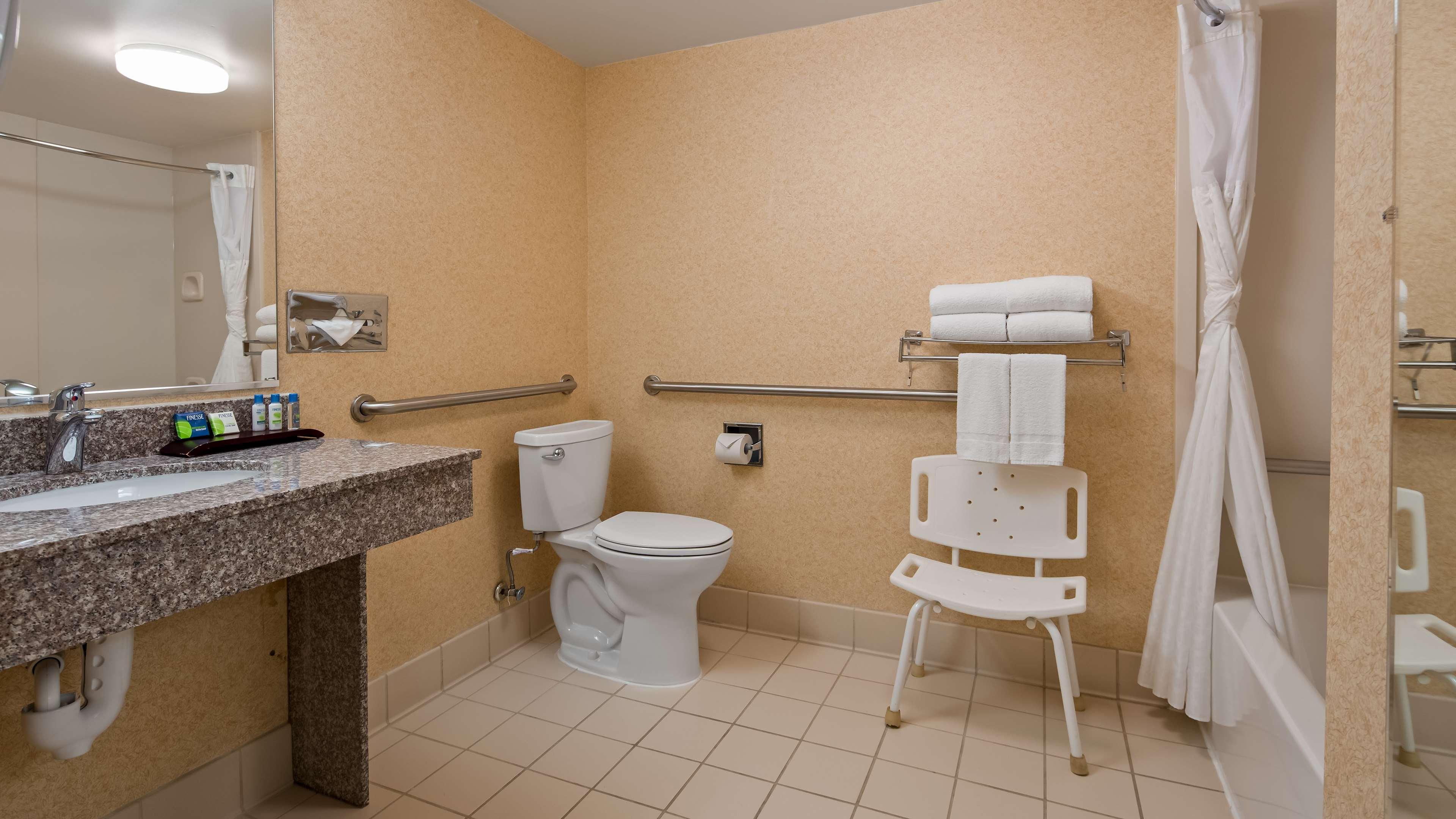 Surestay Plus Hotel By Best Western Chicago Lombard Dış mekan fotoğraf