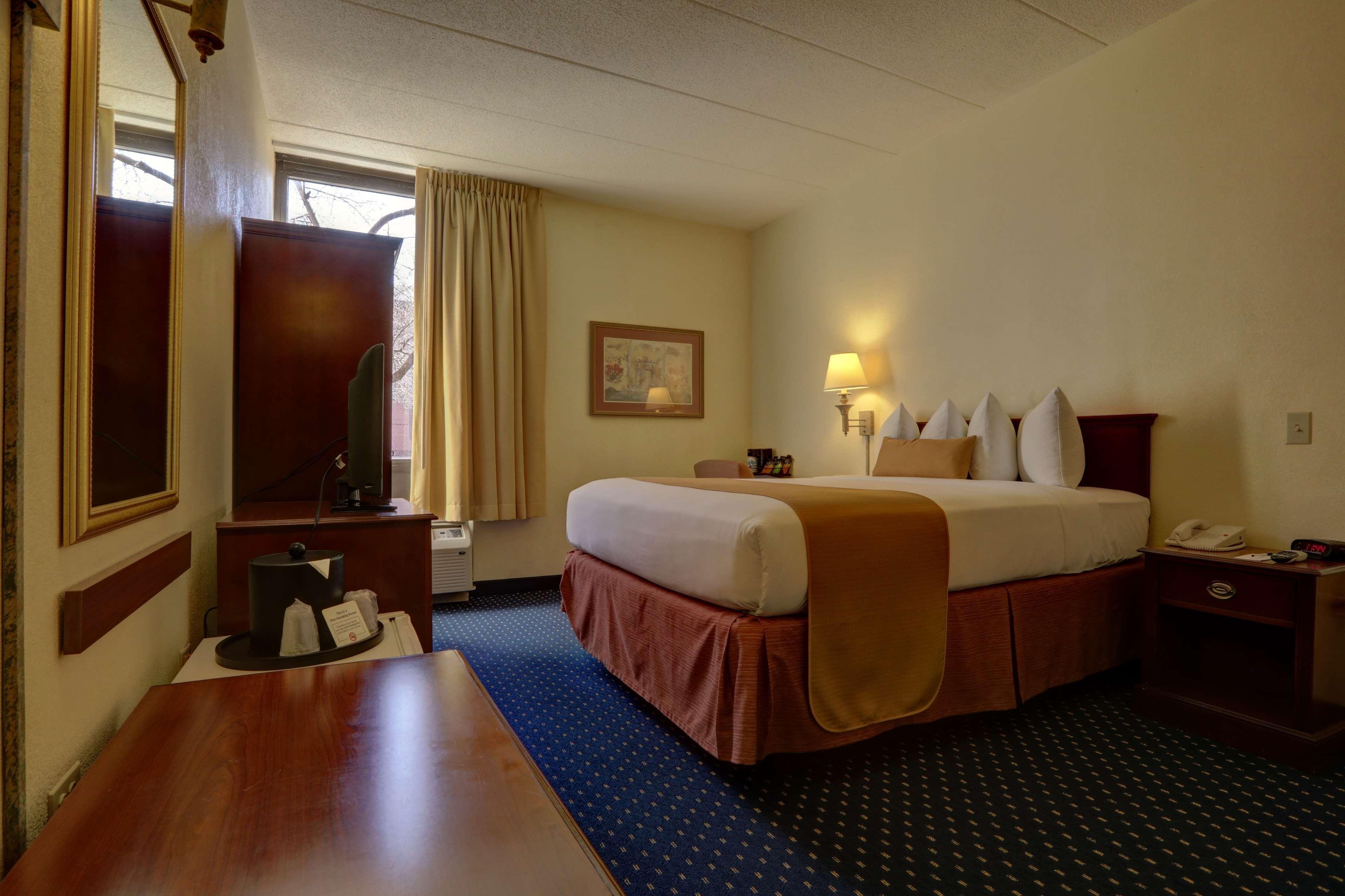 Surestay Plus Hotel By Best Western Chicago Lombard Dış mekan fotoğraf