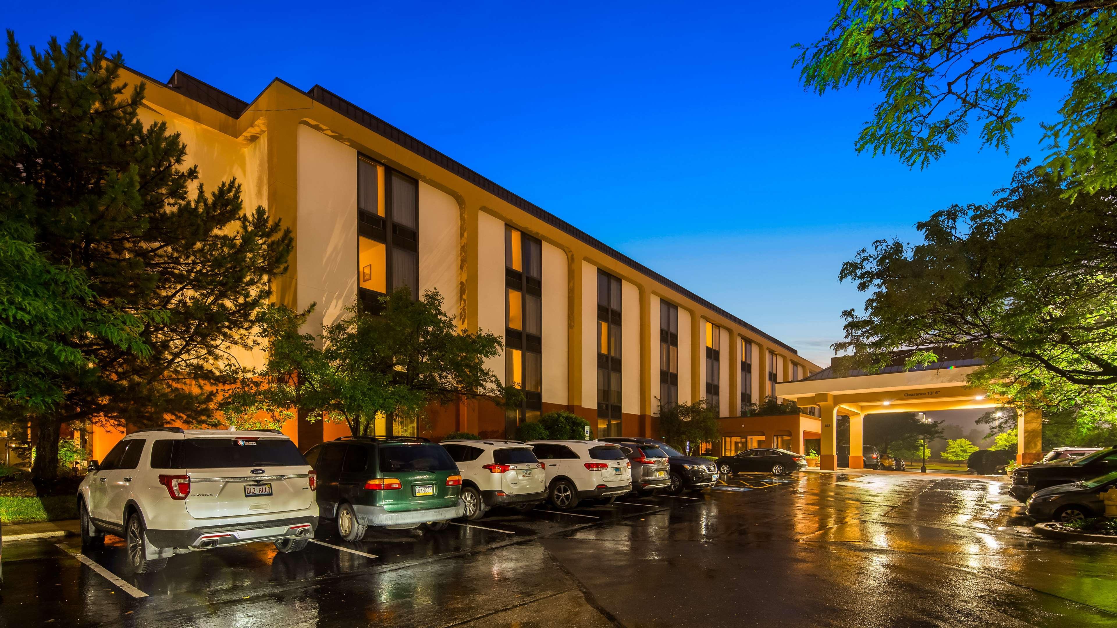 Surestay Plus Hotel By Best Western Chicago Lombard Dış mekan fotoğraf