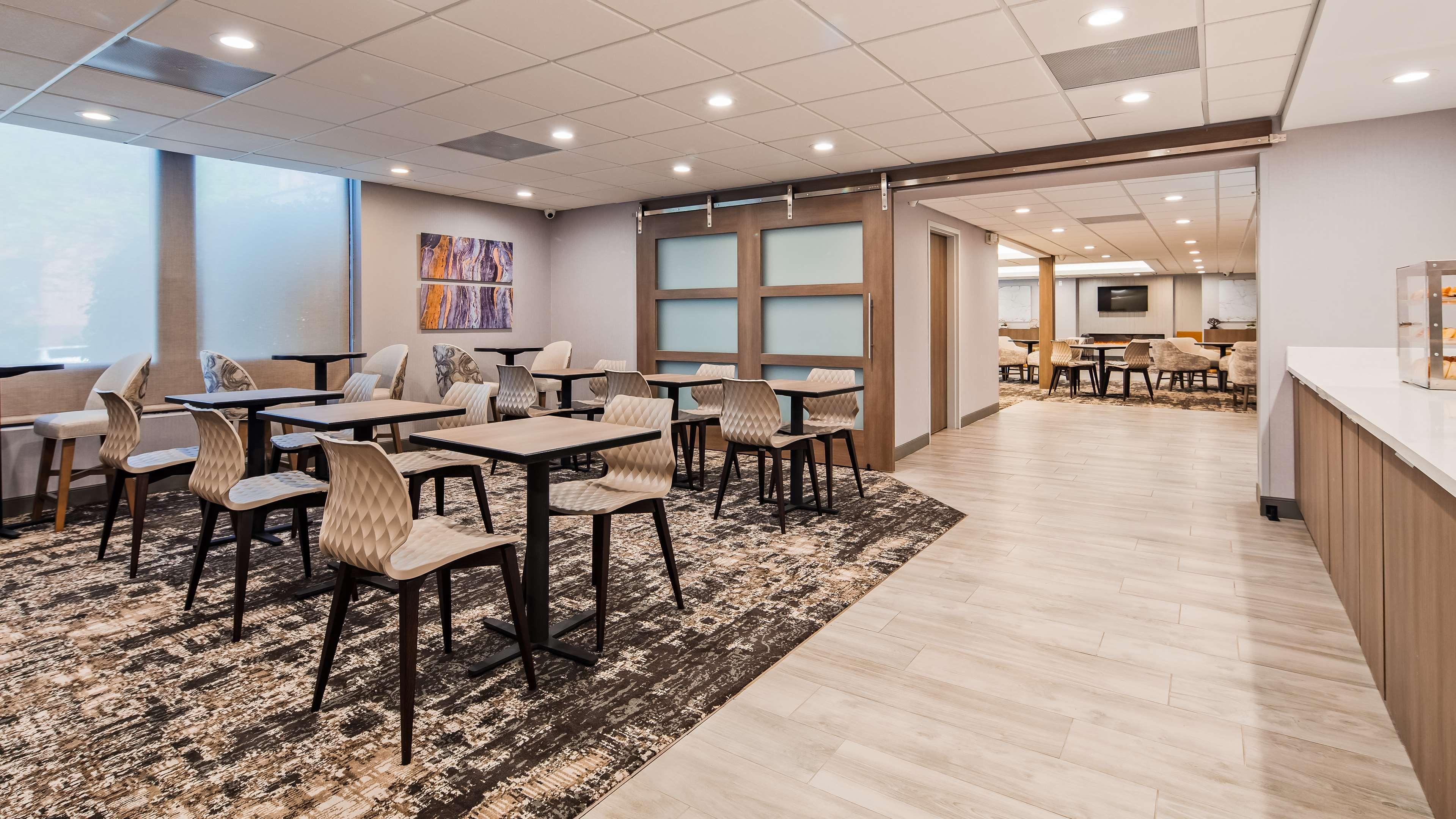 Surestay Plus Hotel By Best Western Chicago Lombard Dış mekan fotoğraf