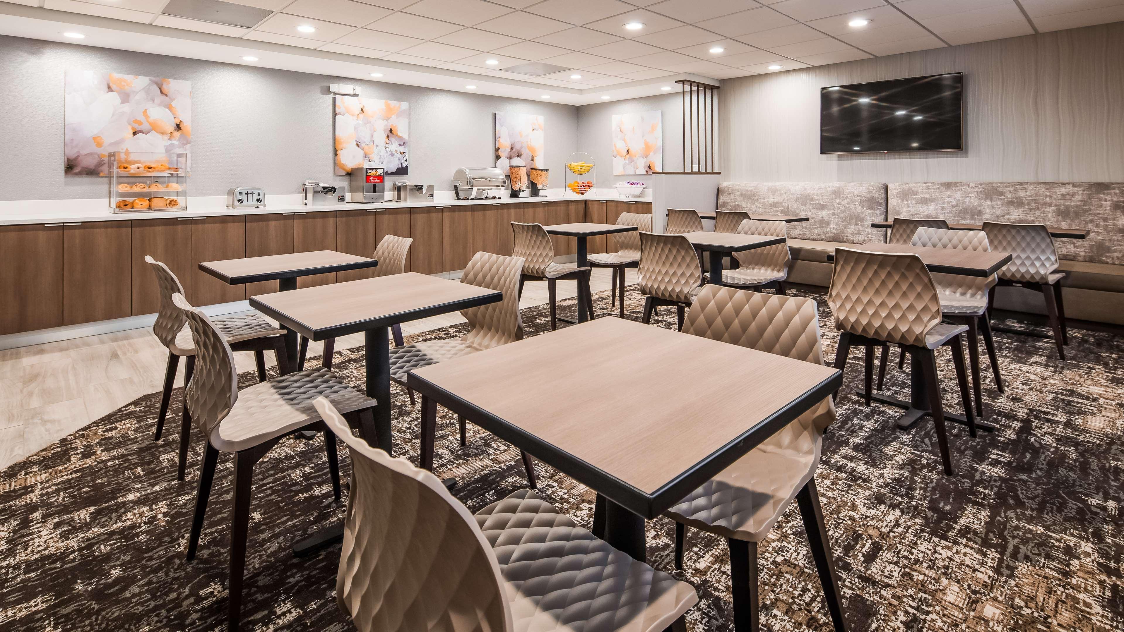 Surestay Plus Hotel By Best Western Chicago Lombard Dış mekan fotoğraf