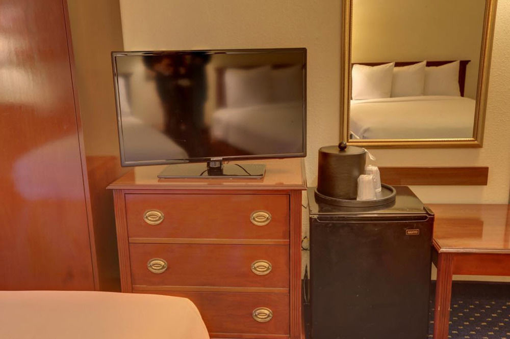 Surestay Plus Hotel By Best Western Chicago Lombard Dış mekan fotoğraf