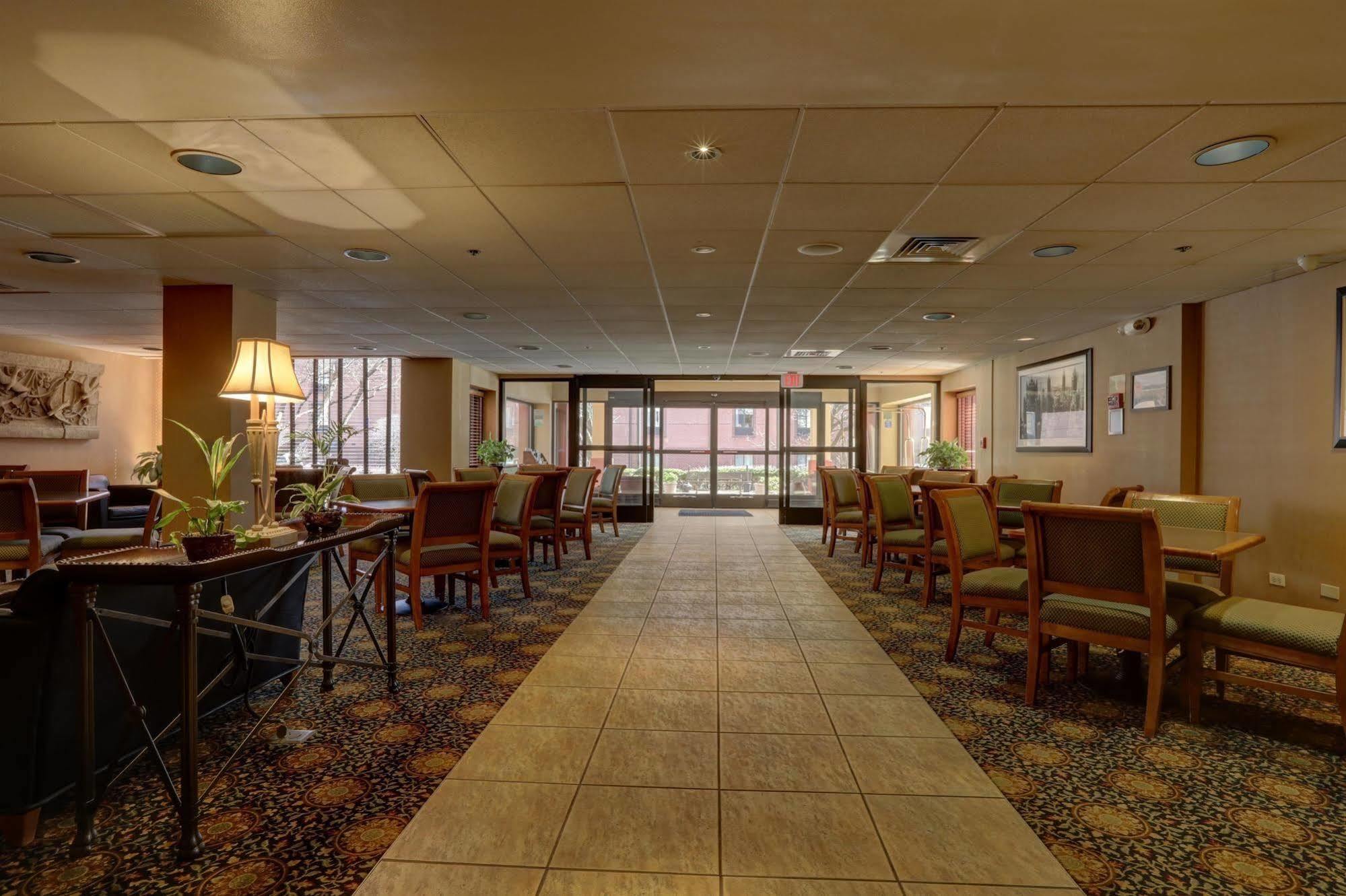 Surestay Plus Hotel By Best Western Chicago Lombard Dış mekan fotoğraf