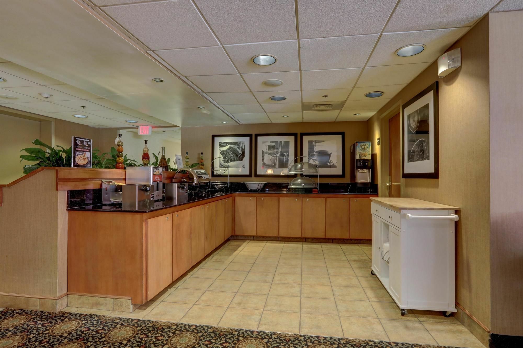 Surestay Plus Hotel By Best Western Chicago Lombard Dış mekan fotoğraf